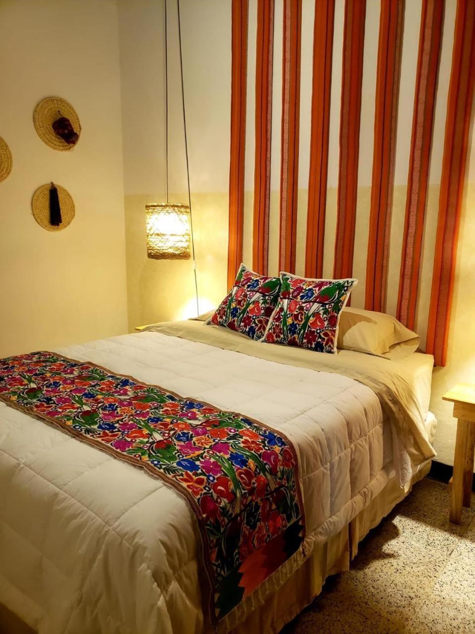 Luna Maya Boutique Hotel 危地马拉安地瓜 外观 照片
