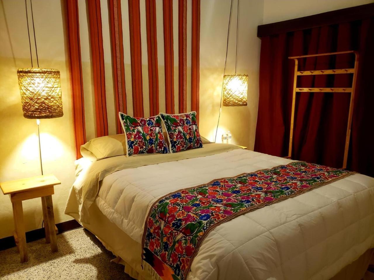 Luna Maya Boutique Hotel 危地马拉安地瓜 外观 照片
